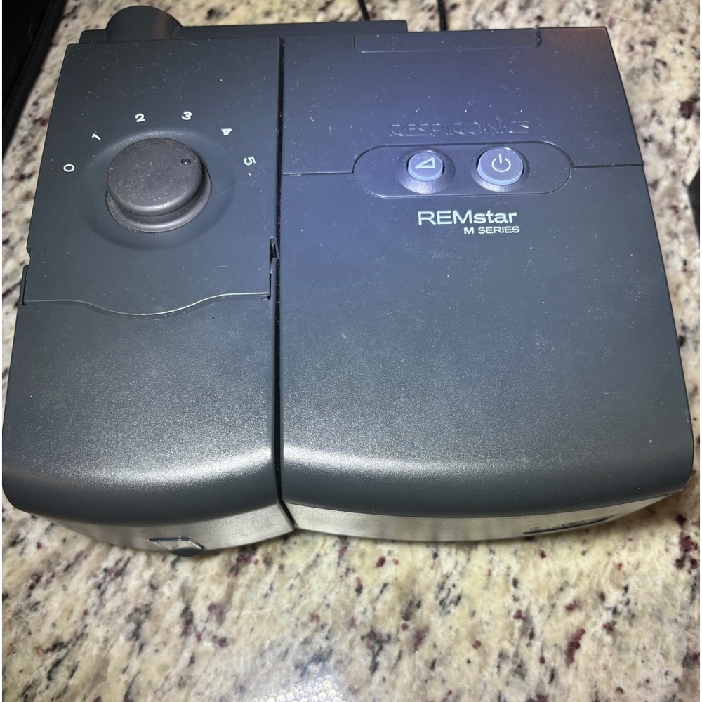Respronics Heated Humidifier accessories and carry case 1422 hours